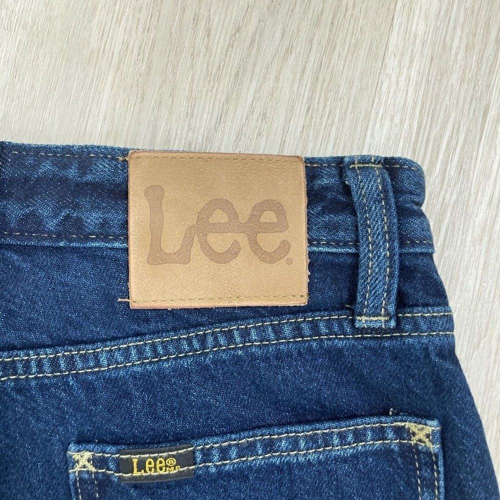 Lee High Rise Cut Off Shorts Womens 26‎ Blue Medium Wash Denim Vintage Modern - Picture 5 of 9